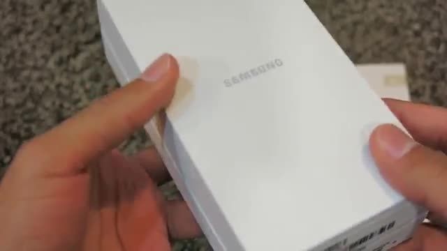 Samsung Galaxy S6 edge - Gold Platinum - Unboxing