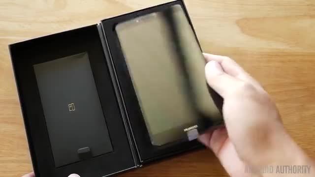 Huawei Ascend Mate 7 Unboxing and Initial Setup