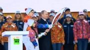 حمل مشعل المپیک با حضور پوتین