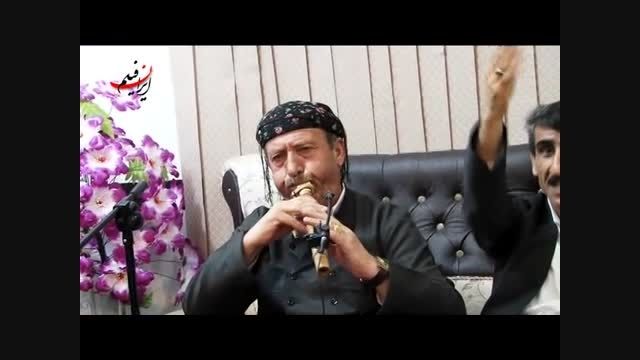 عمر کاریزی _ئه و شه خسه داری بییه(شاد)