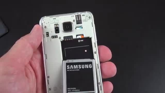 بررسی کامل Samsung Galaxy Alpha