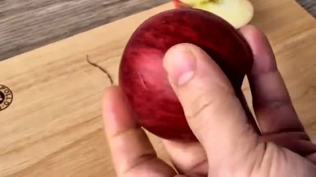 میوه آرایی سیب به شکل لاک پشت
