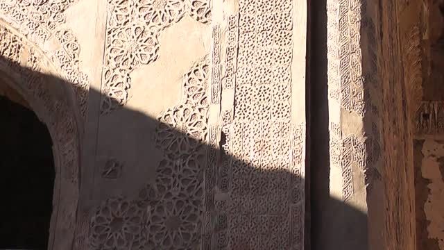 گچبری مسجد قدیمی فرومد
