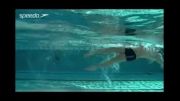 آموزش تکنیک پا در شنای کرال پشت