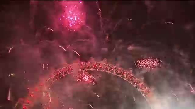 شب آتش بازی سال نو (لندن 2014)