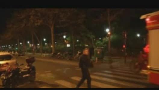 حمله پلیس فرانسه به سالن کنسرت موسیقی پاریس