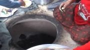 تندیر نون پخت نان محلی در روستای ازرگ نکا