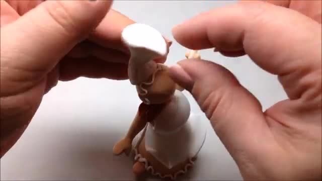 آموزش عروسک خمیری