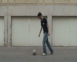 حرکات نمایشی فوتبال با توپ