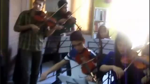 تمرین گروه موسیقی همنواز-سرپرست گروه : ایمان ملکی