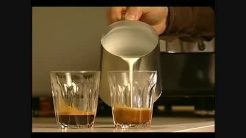 طرز تهیه قهوه لاته آرت-latte Art