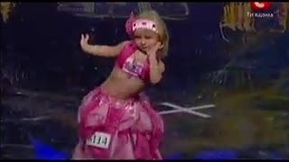 رقص زیبای دختر کوچولو!