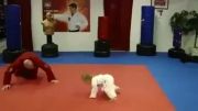 بچه کاراته باز