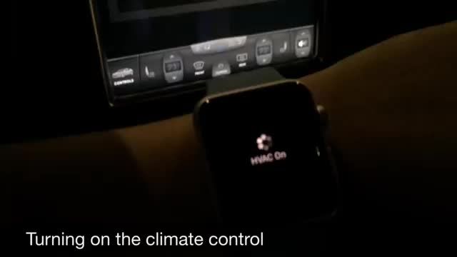 کنترل خودروی تسلا به وسیله ی فرمان صوتی ساعت اپل