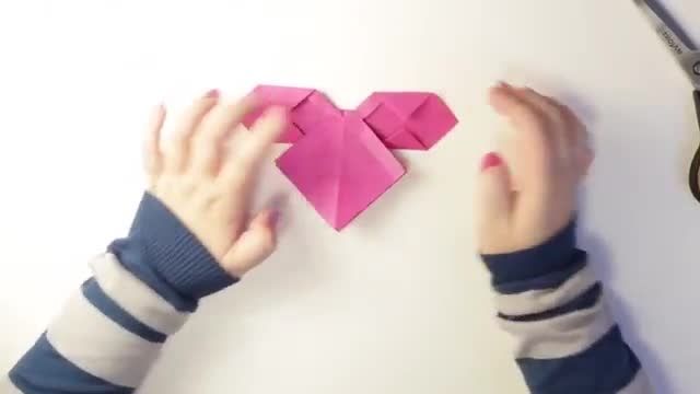 اوریگامی به شکل پاپیون