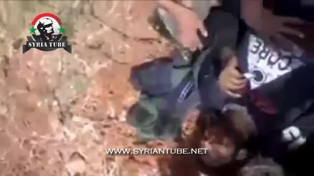 مهارت خلبان جنگنده سوریه در انهدام پیکاپ حامل ضدهوایی
