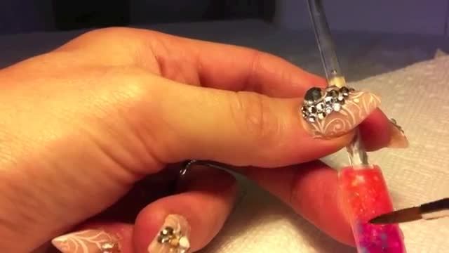 how to: easy 3D acrylic nail bow