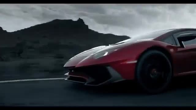 ویدئوی لامبورگینی Aventador Superveloce