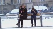 واکنش نروژی ها به پسری که از سرما به خود میلرزد