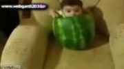 کودک هندوانه خوار