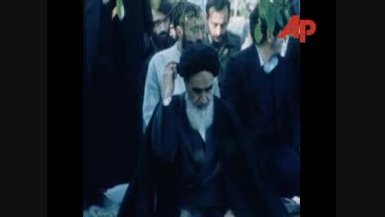 نماز امام خمینی (ره) در فرانسه