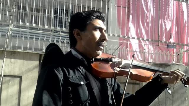 موسیقی زنده خیابانی.فیلم توسط کامران بانکی