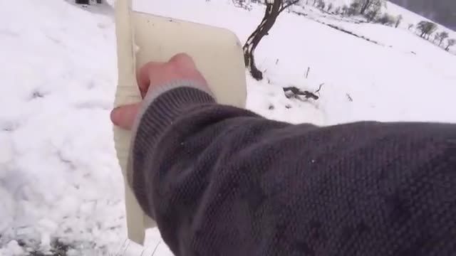 آموزش ساختن پناهگاه یا خانه برفی اسکیمویی با برف کم