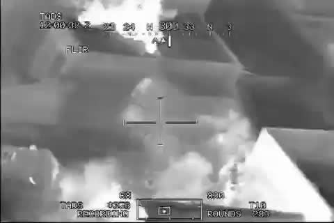 حملات هلیکوپتر آپاچی  در افغانستان و عراق {وحشتناک}