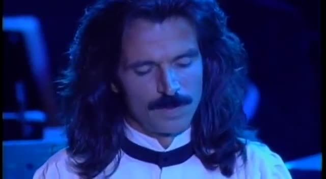 Yanni - Acroyali / Standing in Motion (live 1993)