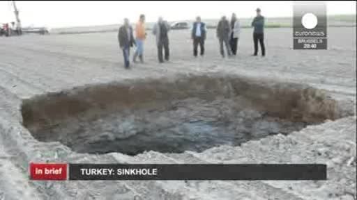 گودالی به عمق نود متر در خاک ترکیه