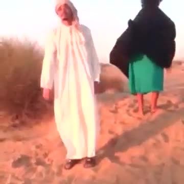 تقلید از کلیپ ویدیویی عرب ها...خنده دار