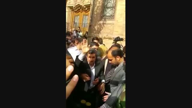 حضور دكتر احمدی نژاد در مراسم تشییع ٢٧٠ شهید در تهران ١