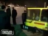 لحظه سقوط جرثقیل ۵۰ تنی در چند سانتی متری شهردار تهران