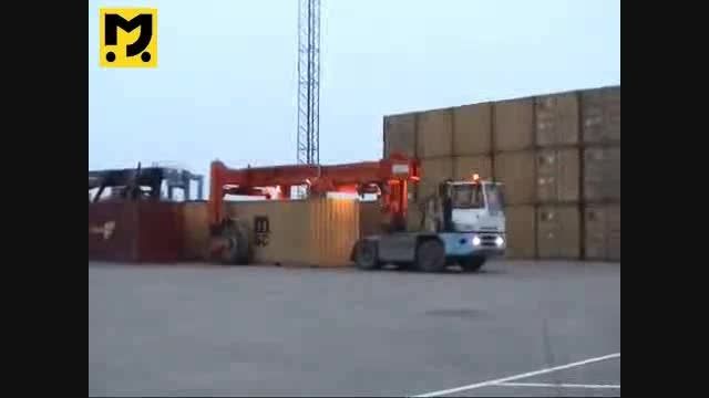 کانتینر بر مک لیفت فنلاند Container Mover