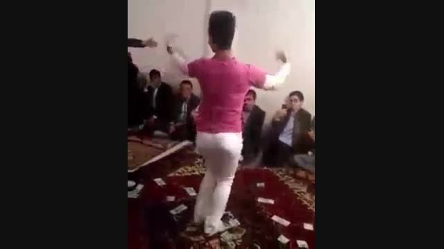 رقص زیبای پسر ایرانی
