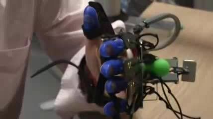 ساخت دستکش روباتیک به سرپرستی یک محقق ایرانی