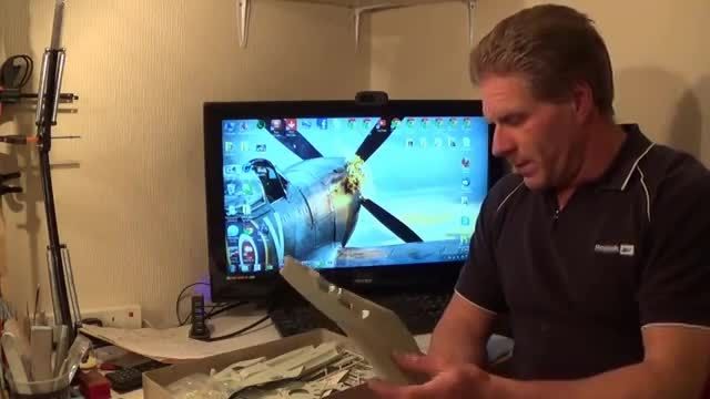 F14A Tomcat Video Build Tutorials
