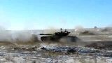 شلیک های پیاپی تانک T-72