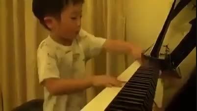 نابغه پیانو