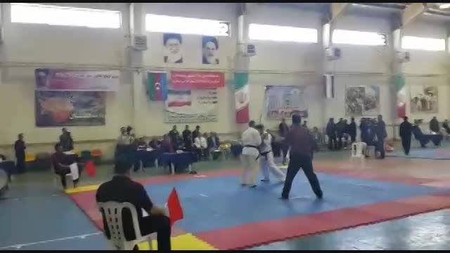 مبارزه سیدحبیب موسویان    استاد کاراته .کیوکوشین .
