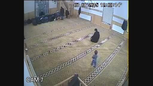 کوچولوی شیطون در مسجد