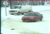 سرسره بازی با ماشین در برف