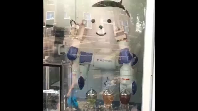 روبات بستنی فروش