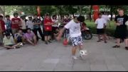 حرکات نمایشی با توپ-فوتبال خیابانی