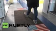 فروشگاه های روسیه پرچم آمریکا را جلوی در گذاشتند