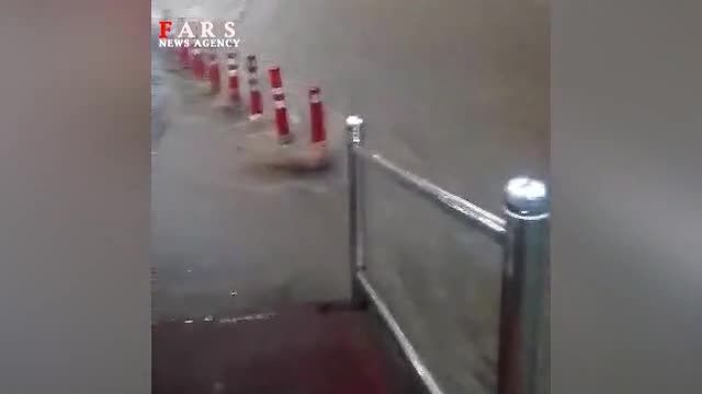 سیل شدید در خیابان های تهران