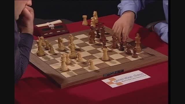 فیلم مسابقات سریع شطرنج با موریس اشلی www.chessok.ir