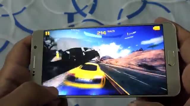 GALAXY NOTE 5_ ASPHALT 8 GAMING