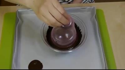 کاسه شکلاتی