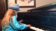 پیانو نواز کوچولو